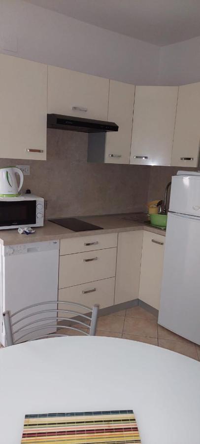 Apartments Branko เวลีราต ภายนอก รูปภาพ